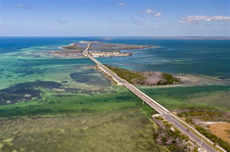  Key Largo! - Pośpiech wojenny i namiętności na Florydzie